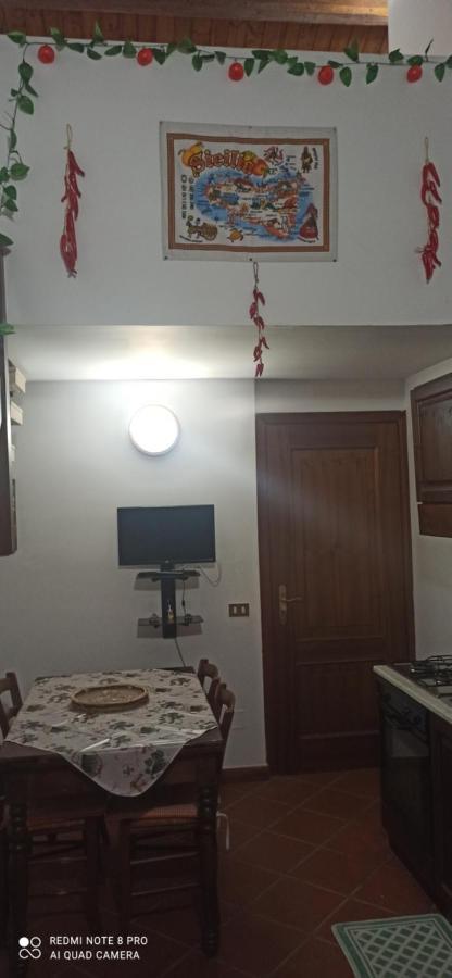 House Italia Holiday Trabia Kültér fotó